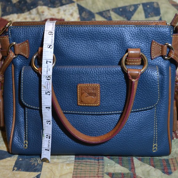 Dooney & Bourke Medium Pebble Leather Pocket Bag Teal EUC - Picture 4 of 13